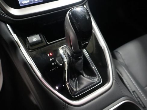 Used 2025 Subaru Outback Limited image 30