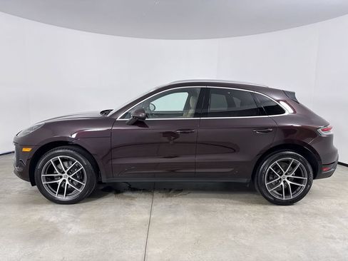 Certified 2026 Porsche Macan AWD/4WD image 2