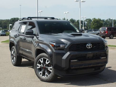 Used 2026 Toyota 4Runner TRD Sport Premium AWD/4WD image 18