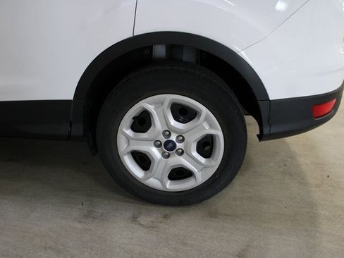 Used 2018 Ford Escape S image 9