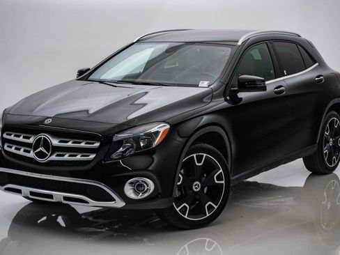 Used 2019 Mercedes-Benz GLA 250 4MATIC image 3