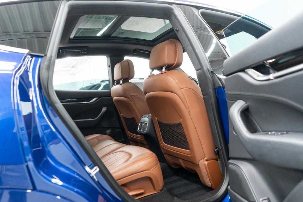 Used 2023 Maserati Levante Modena AWD/4WD image 13