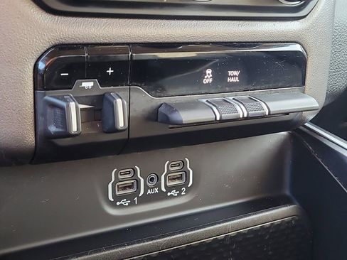 Used 2020 RAM 1500 Big Horn image 22