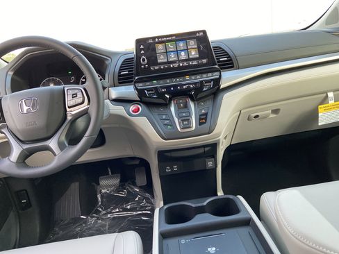 New 2026 Honda Odyssey EX-L image 17