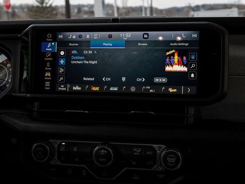 New 2026 Jeep Gladiator Sport AWD/4WD image 21