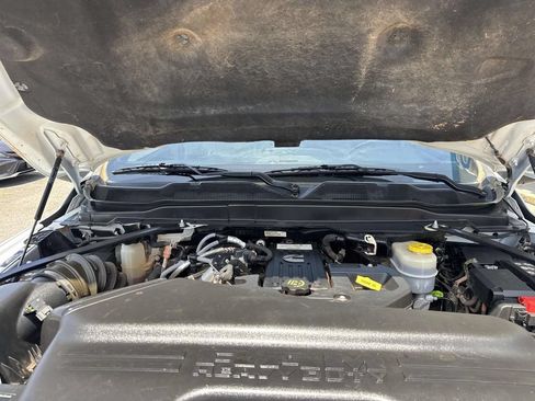 Used 2025 RAM 2500 Big Horn AWD/4WD image 4