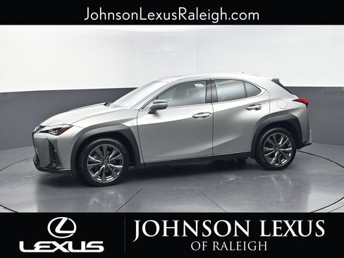 Used 2019 Lexus UX 200 F Sport w/ F Sport Premium Package FWD image 2