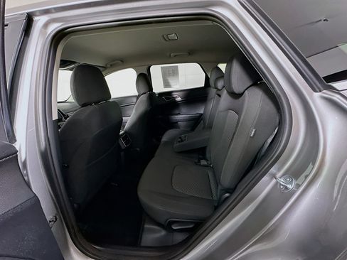 Used 2025 Kia Sportage LX image 25