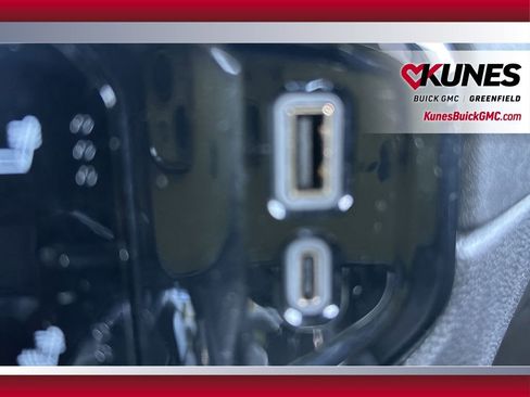 Used 2025 Chevrolet Silverado 1500 LT w/ Leather Package image 39