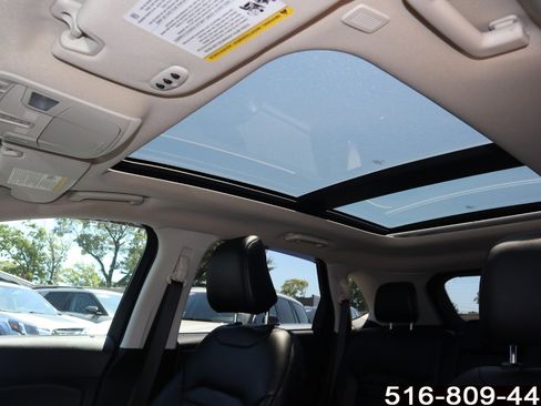 Used 2022 Ford Edge SEL w/ Convenience Package AWD/4WD image 17