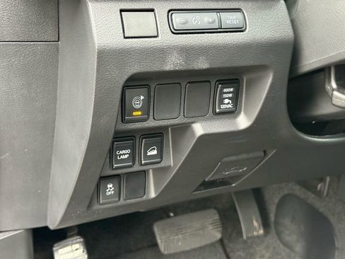 Used 2025 Nissan Frontier S w/ S Utility Package image 14