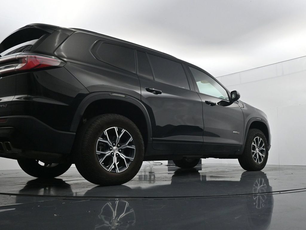 Used 2024 GMC Acadia AT4 w/ Luxury Package AWD/4WD image 33