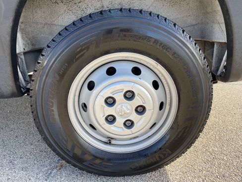 Used 2021 RAM ProMaster 2500 image 11