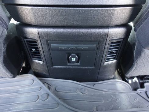 Used 2023 RAM 1500 Warlock AWD/4WD image 36