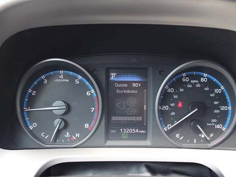 Used 2017 Toyota RAV4 LE w/ All Weather Liner Package AWD/4WD image 9