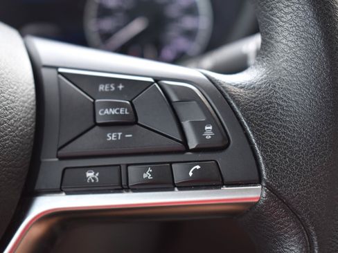 Certified 2024 Nissan Sentra SV FWD image 34