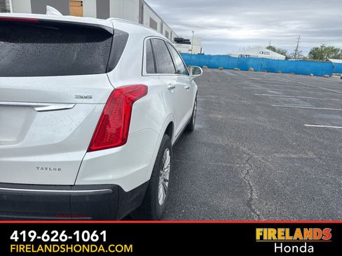 Used 2017 Cadillac XT5 Luxury w/ Driver Awareness Package image 6