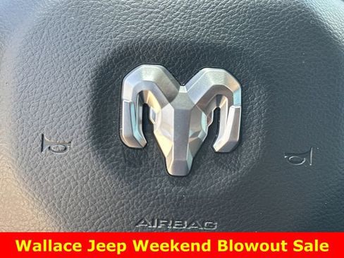 Used 2025 RAM 1500 Big Horn AWD/4WD image 24