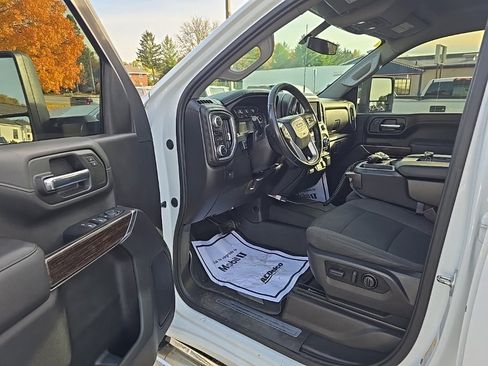 Used 2022 GMC Sierra 2500 SLE w/ SLE Value Package; image 20
