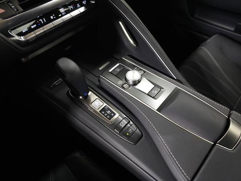 Certified 2024 Lexus LC 500 Coupe image 30