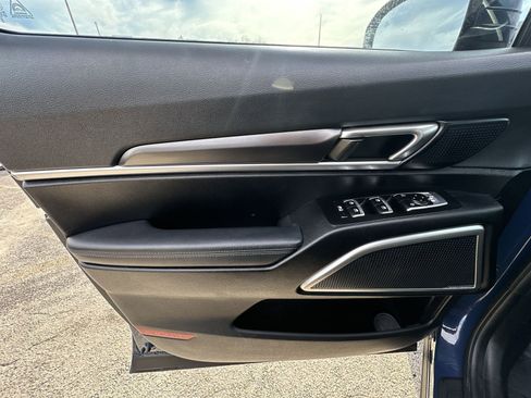 Used 2023 Kia Telluride S image 30