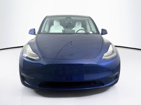 Used 2021 Tesla Model Y Long Range AWD/4WD image 2