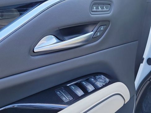 Used 2024 Cadillac Escalade Sport image 19
