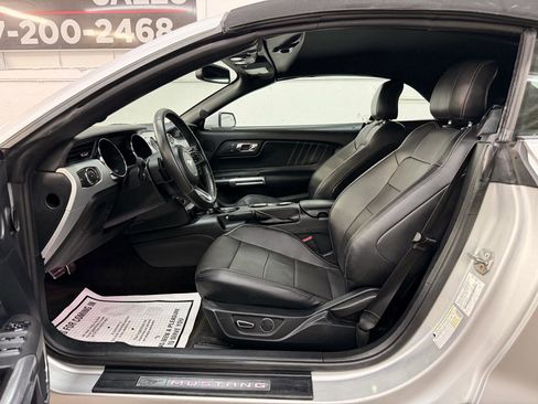 Used 2016 Ford Mustang Premium RWD image 18