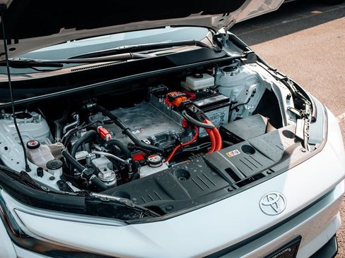Used 2026 Toyota bZ AWD/4WD image 54