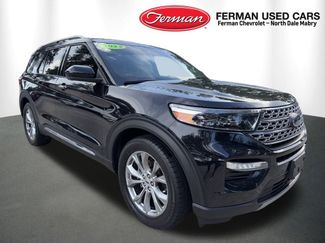 Used 2022 Ford Explorer Limited image 1