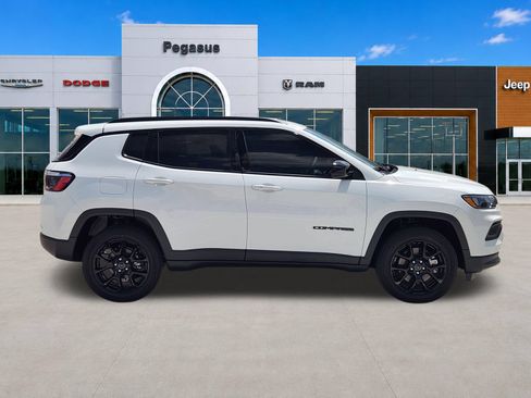 New 2026 Jeep Compass Latitude AWD/4WD image 7