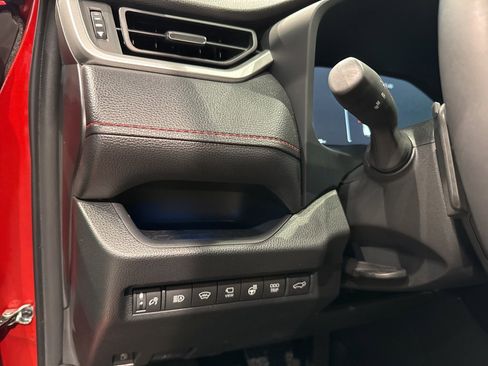 Used 2025 Toyota RAV4 XSE image 29