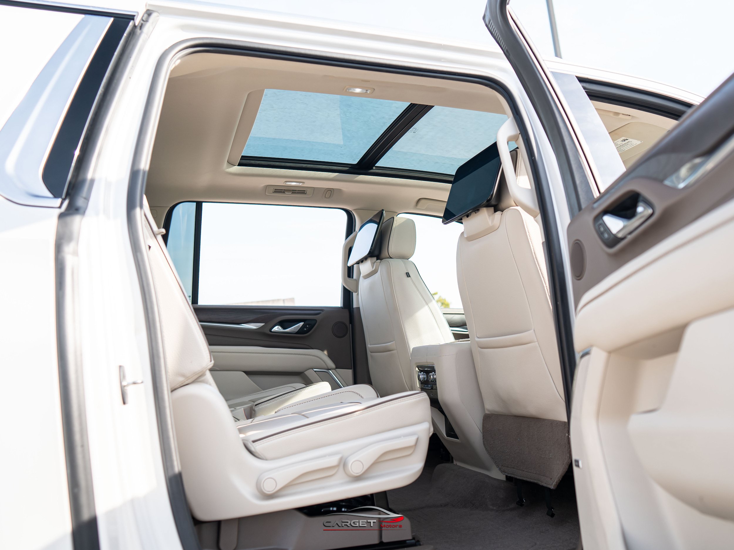 Used 2021 GMC Yukon XL Denali w/ Denali Premium Package RWD image 19