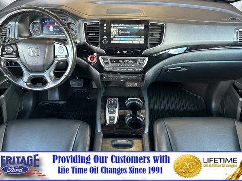 Used 2022 Honda Pilot Touring image 13