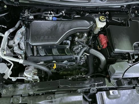 Used 2018 Nissan Rogue Sport SL image 30