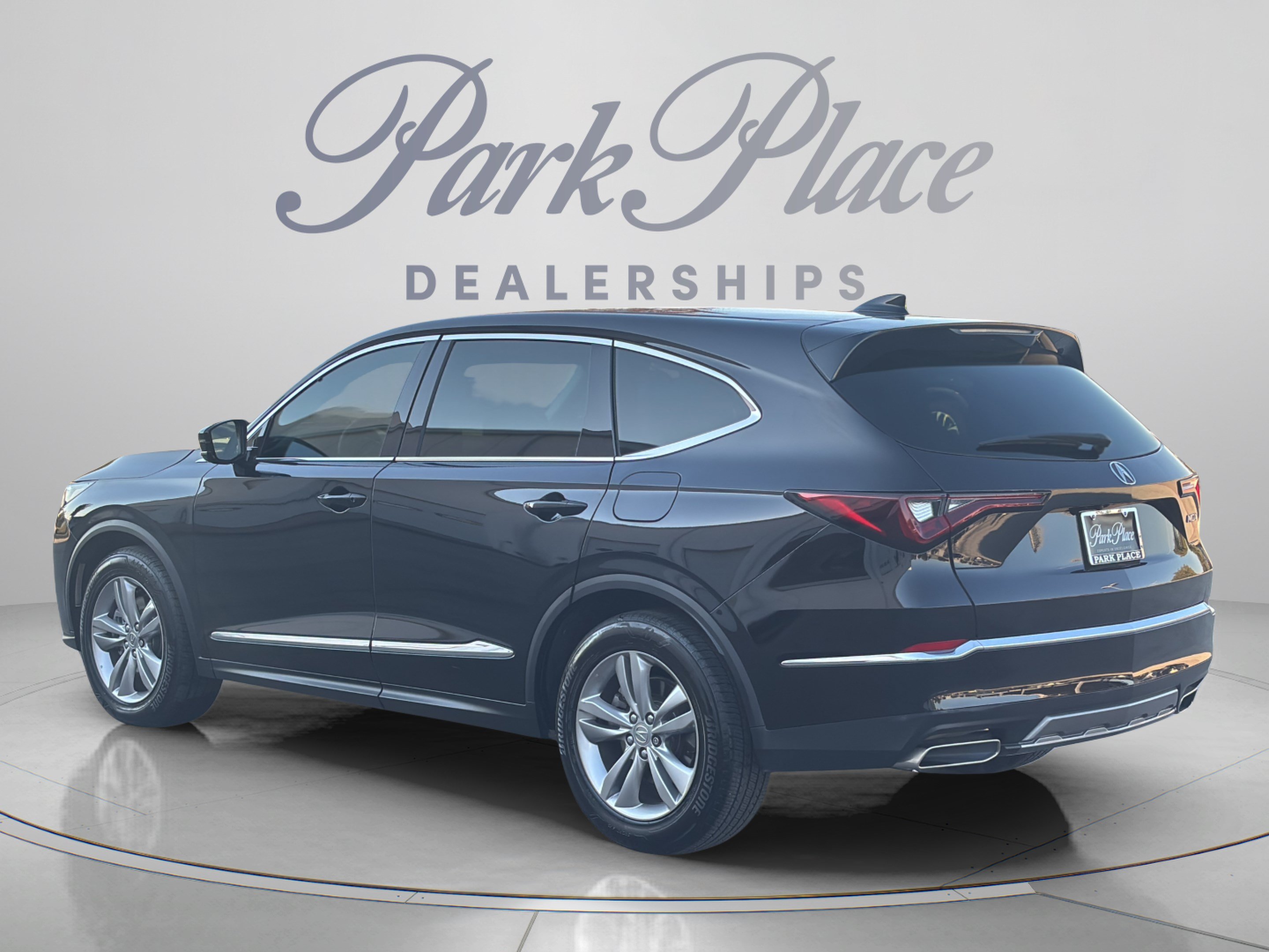 Certified 2025 Acura MDX FWD image 3