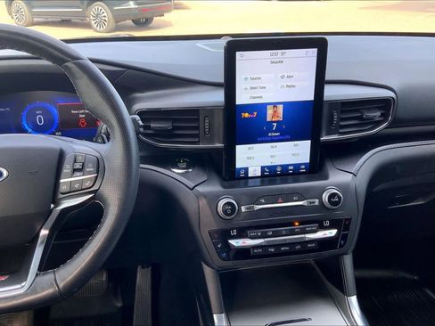 Certified 2020 Ford Explorer ST w/ Premium Technology Package image 6