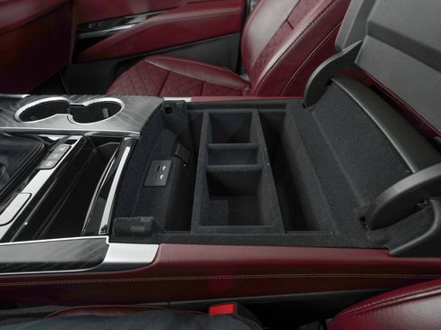 Used 2026 Cadillac Escalade Sport w/ LPO, ONYX Package image 32