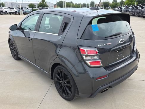 Used 2018 Chevrolet Sonic Premier FWD image 3