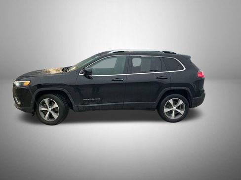 Used 2019 Jeep Cherokee Limited image 2