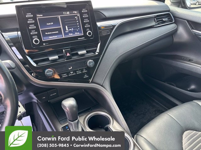 Used 2021 Toyota Camry SE w/ Cold Weather Package AWD/4WD image 21