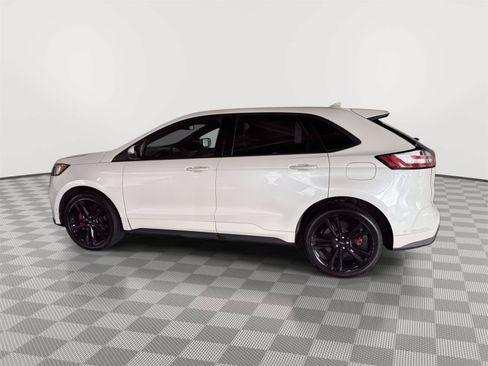 Used 2019 Ford Edge ST w/ Equipment Group 401A AWD/4WD image 2
