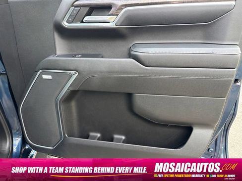 Used 2023 Chevrolet Silverado 1500 LTZ w/ LTZ Convenience Package II AWD/4WD image 9
