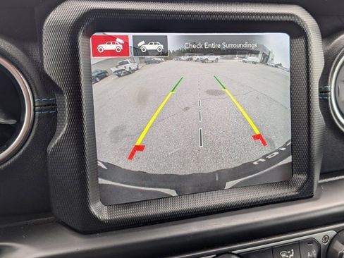 Used 2021 Jeep Wrangler Unlimited Rubicon 4xe w/ Dual Top Group image 17