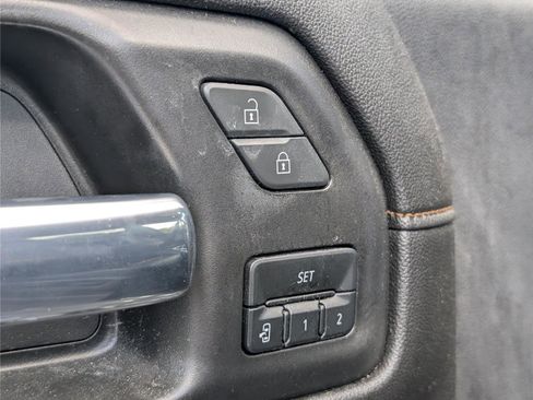 Used 2021 GMC Sierra 1500 AT4 w/ AT4 Value Package image 18