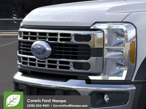 New 2025 Ford F550 4x4 Regular Cab Super Duty image 17
