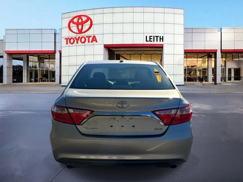 Used 2015 Toyota Camry XLE image 6