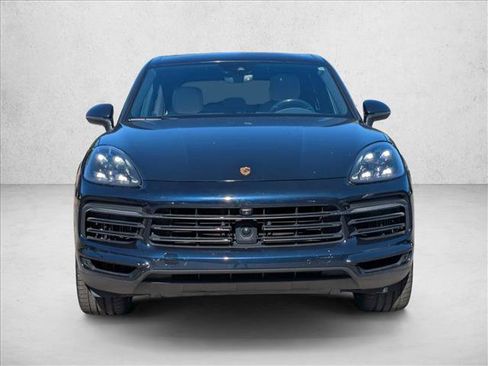 Used 2019 Porsche Cayenne S AWD/4WD image 2