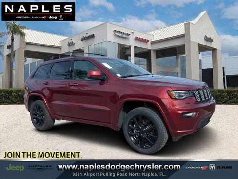 Used 2022 Jeep Grand Cherokee Laredo X image 1