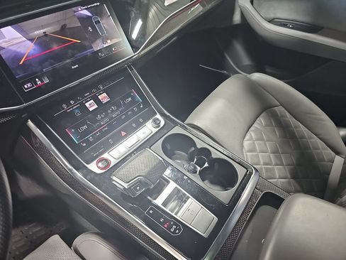 Used 2024 Audi SQ7 Prestige AWD/4WD image 26